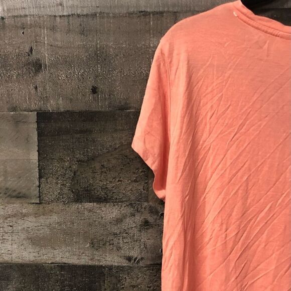 Levi’s coral basic tee size large soft - Picture 5 of 6